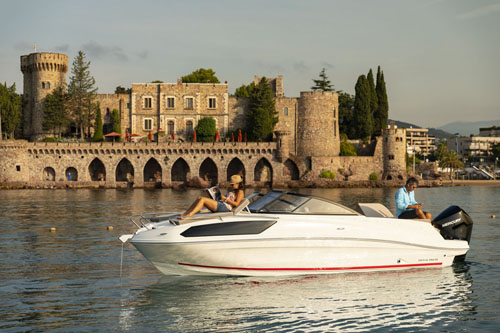 Bayliner VR6 Cuddy