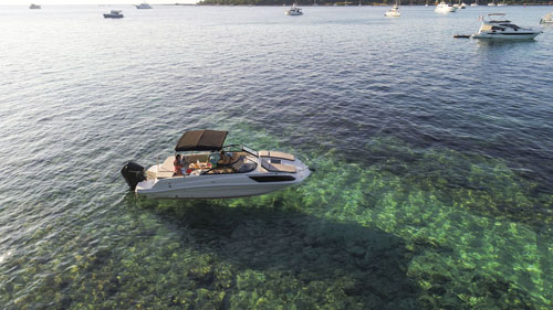 Bayliner VR6 Cuddy