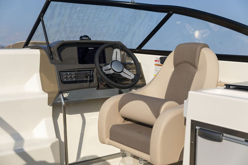 Bayliner VR6 Cuddy