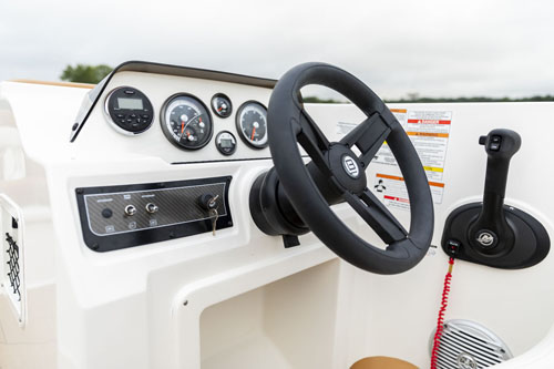 Bayliner DX2000